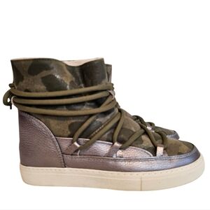 Inuikii Silver Metallic Camouflage Sherling Liner Platform Sneaker Leather Boot